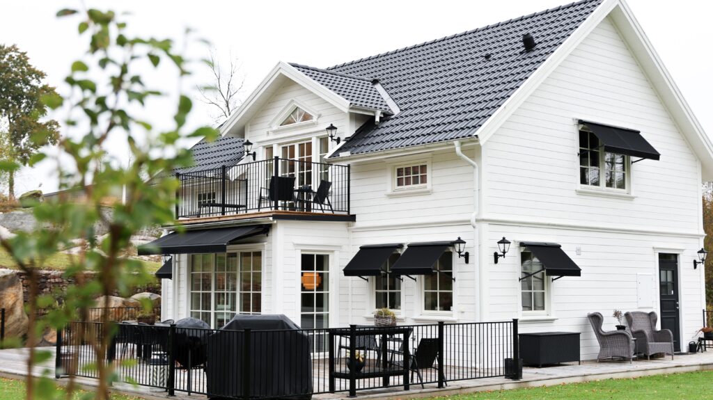 Solcellsdrivna markiser - motordrift utan kablar 3